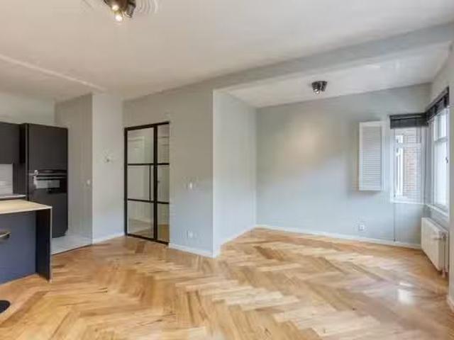 Appartement te koop in Bezuidenhout, Zuid Holland