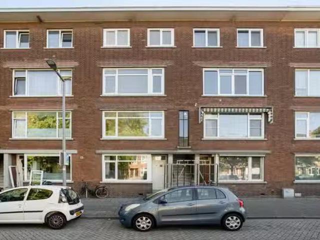 Appartement te koop in Charlois, Rotterdam