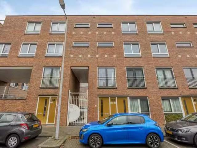 Appartement te koop in Charlois, Rotterdam