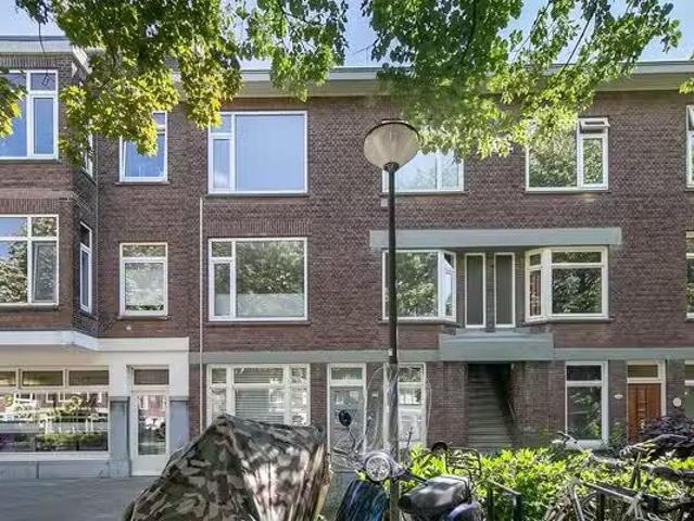 Landhuis te koop in Den Haag, Laakkwartier