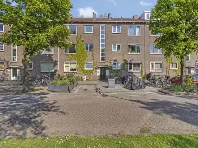 Appartement te koop in Charlois, Rotterdam