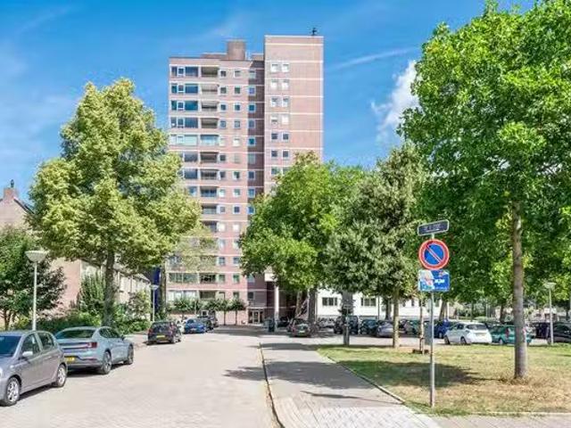 Appartement te koop in Tongelre, Noord Brabant