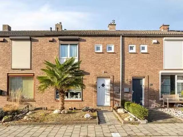 Appartement te koop in Kommelkwartier, Limburg