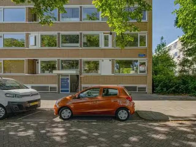 Appartement te koop in IJsselmonde, Rotterdam