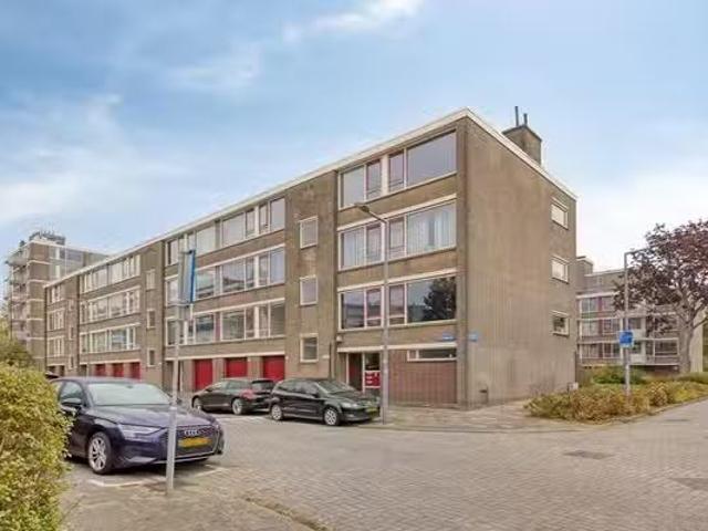 Appartement te koop in IJsselmonde, Rotterdam