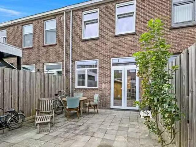 Appartement te koop in Rustenburg en Oostbroek, Zuid Holland