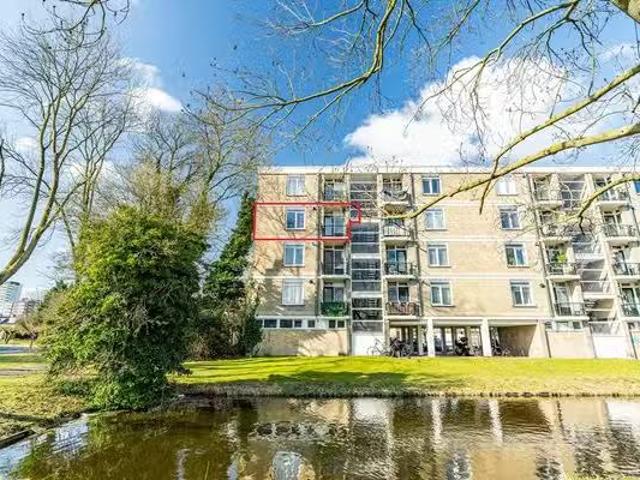 Appartement te koop in Staalwijk, Zuid Holland