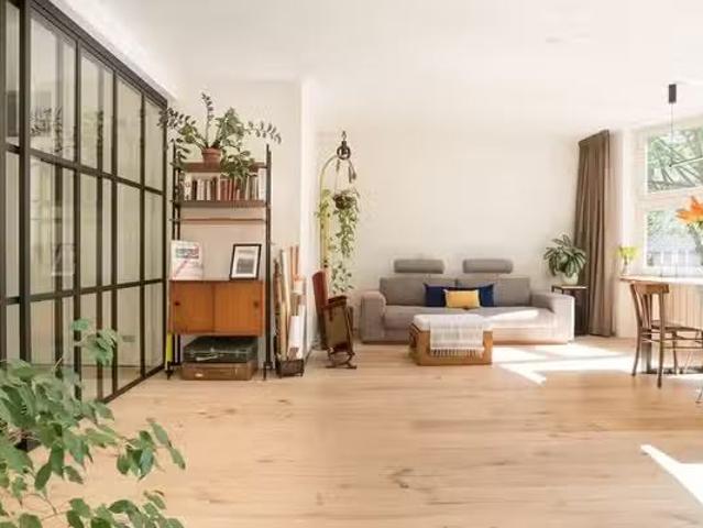 Appartement te koop in Indische Buurt, Amsterdam