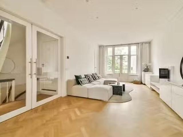 Appartement te koop in Zuid, Amsterdam