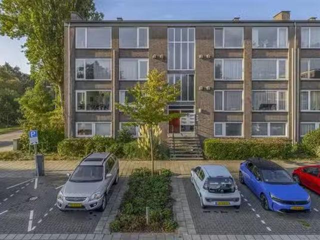 Appartement te koop in De Coebel, Leiden