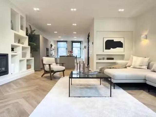 Appartement te koop in Zuid, Amsterdam