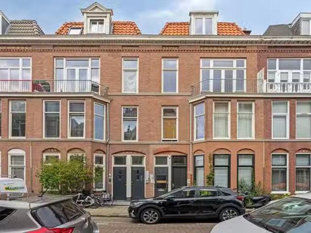 Appartement te koop in Valkenboskwartier, Zuid Holland