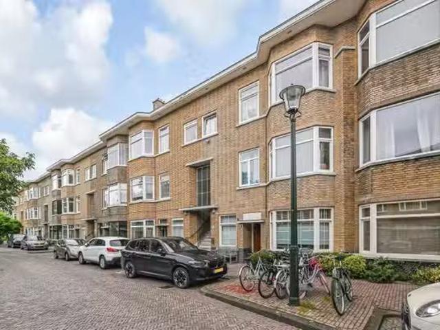Appartement te koop in Valkenboskwartier, Den Haag