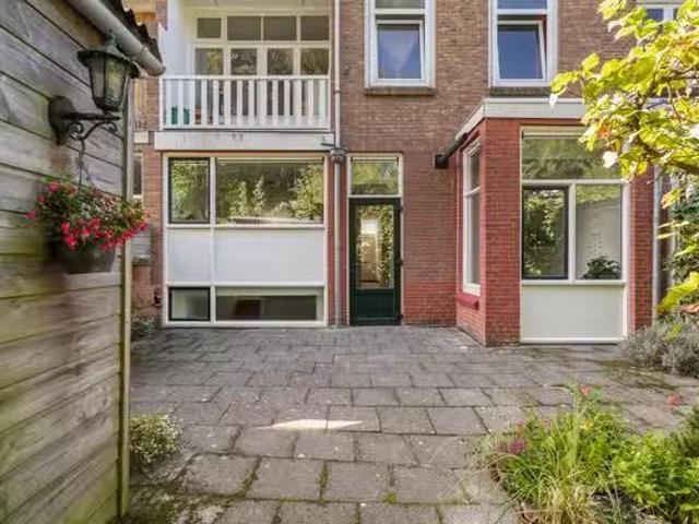 Appartement te koop in Regentessekwartier, Zuid Holland
