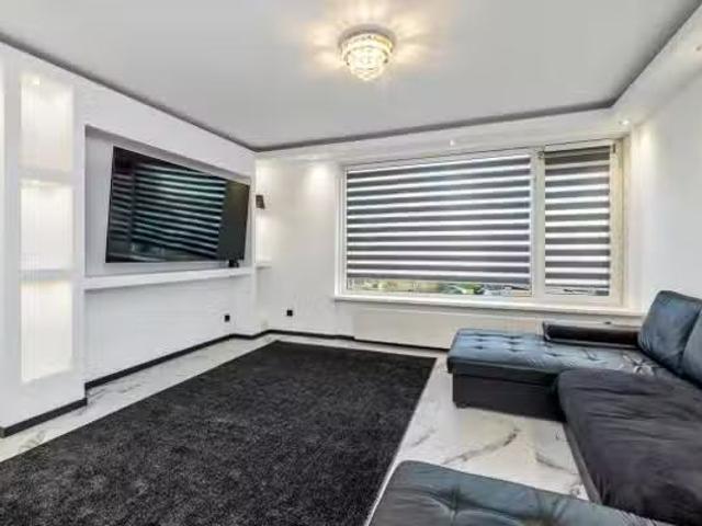 Woning te koop in Westwijk, Vlaardingen