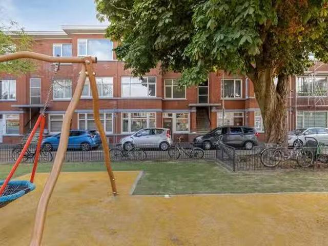 Woning te koop in Den Haag, Laakkwartier