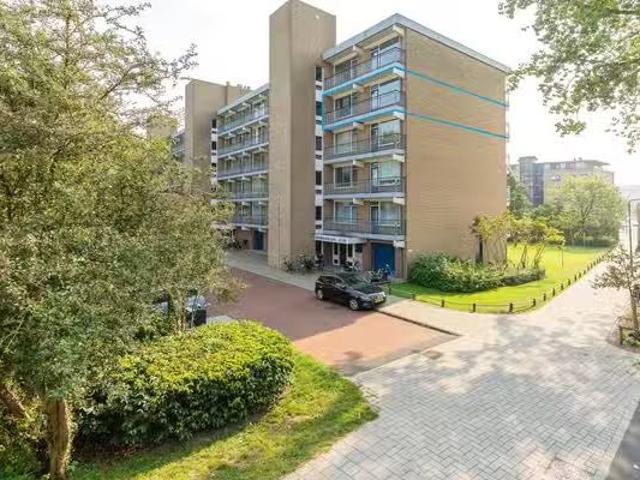Appartement te koop in De Camp, Zuid Holland