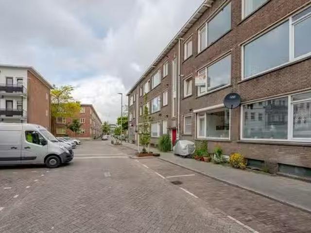 Appartement te koop in Charlois, Rotterdam