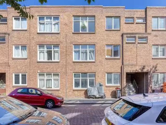 Appartement te koop in Lorentzplein, Laak