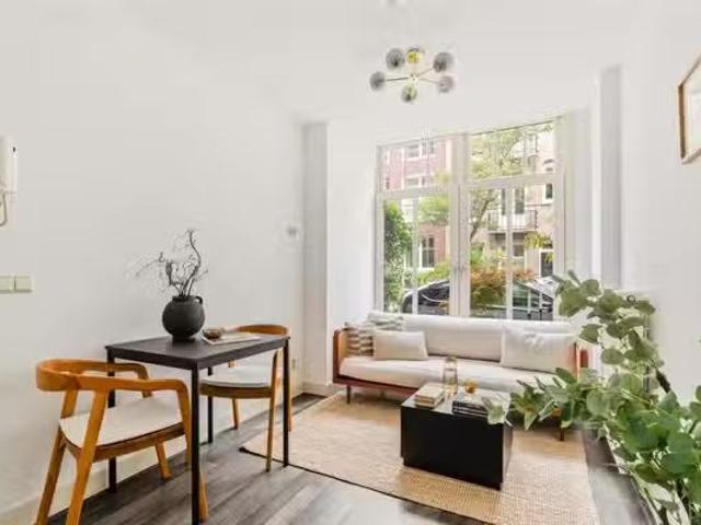 Appartement te koop in Zuid, Amsterdam