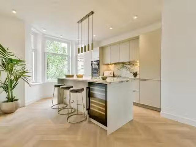 Appartement te koop in Zuid, Amsterdam