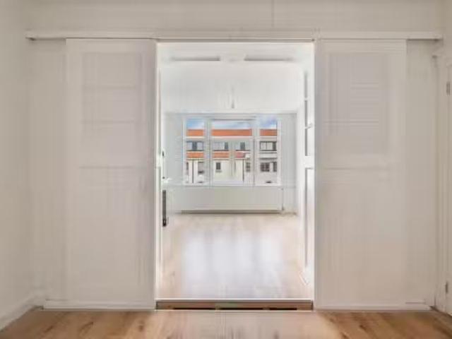 Appartement te koop in Charlois, Rotterdam