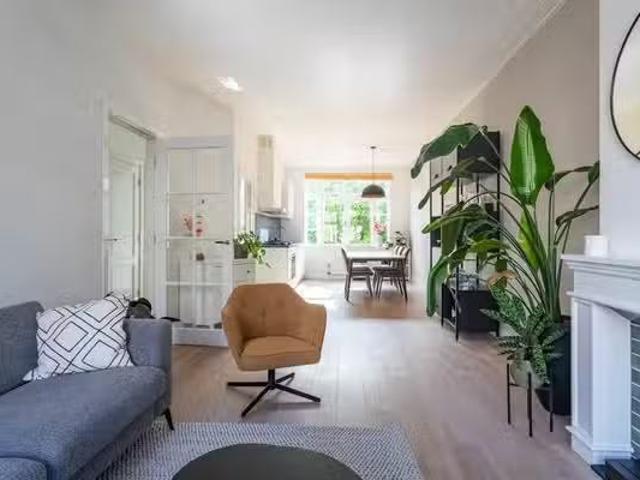 Appartement te koop in Haagse Hout, Den Haag