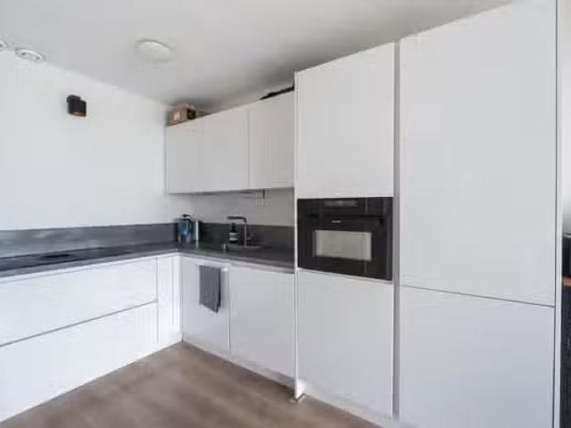 Appartement te koop in Oosterflank, Rotterdam