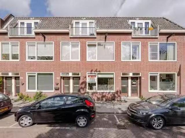 Appartement te koop in Charlois, Rotterdam