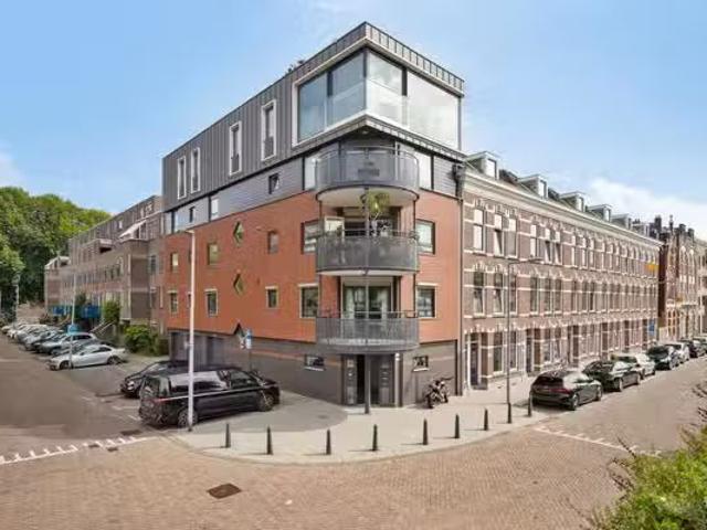 Appartement te koop in Kop van Zuid-Entrepot, Rotterdam