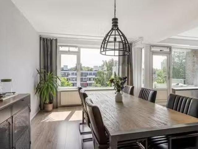 Appartement te koop in Kop van Zuid-Entrepot, Rotterdam