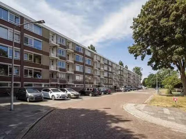 Appartement te koop in Fortuinwijk, Zuid Holland