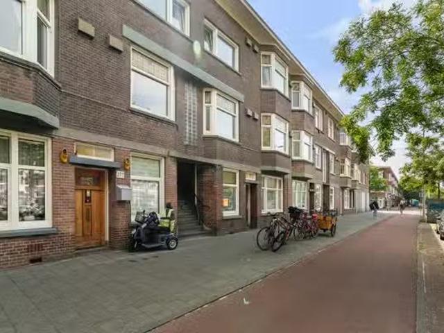 Appartement te koop in Rustenburg en Oostbroek, Zuid Holland