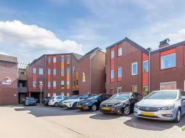 Appartement te koop in Muziekwijk, Almere-haven