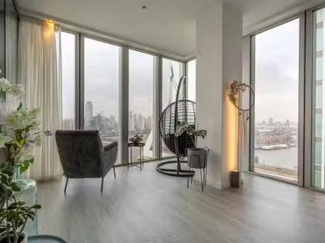 Appartement te koop in Kop van Zuid, Rotterdam