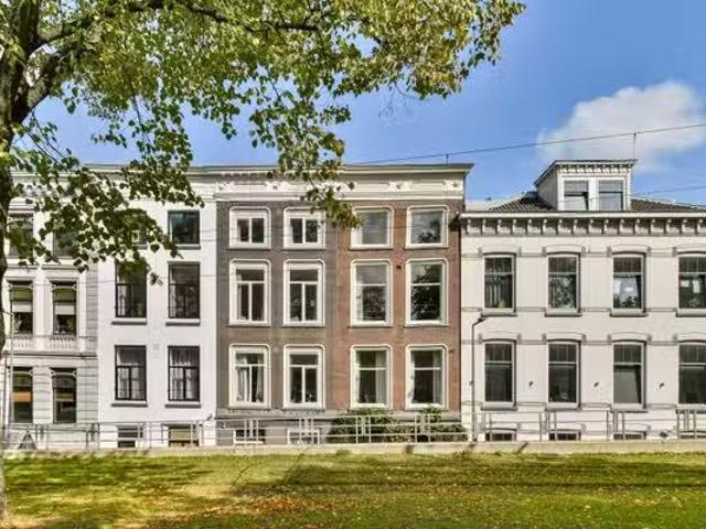 Appartement te koop in Kop van Zuid, Rotterdam
