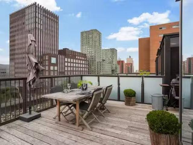 Appartement te koop in Kop van Zuid, Rotterdam