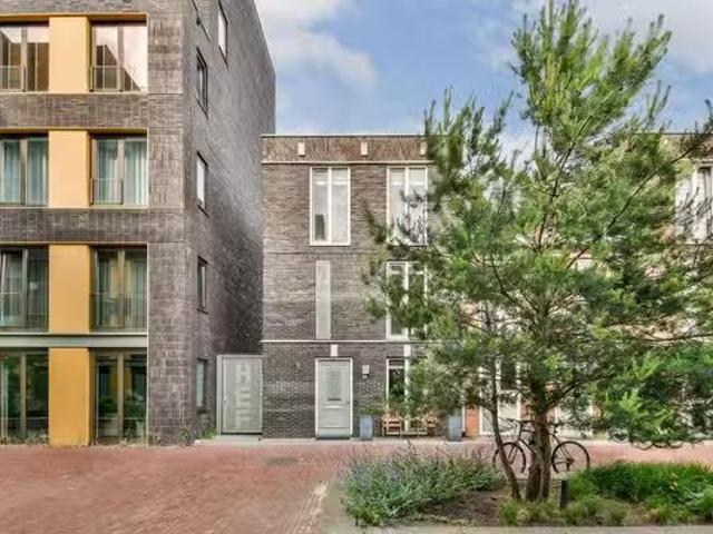 Appartement te koop in Kop van Zuid, Rotterdam