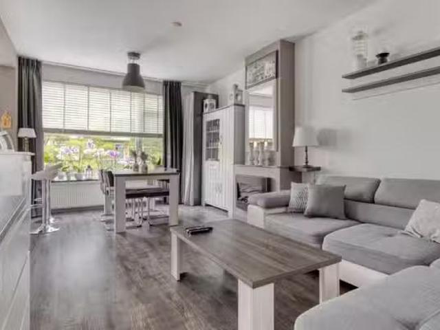 Appartement te koop in Hillegersberg-Schiebroek, Rotterdam