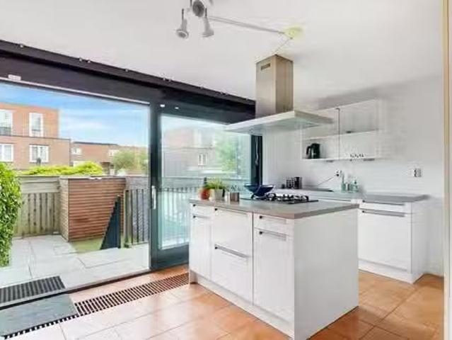 Appartement te koop in Nieuw-West, Amsterdam