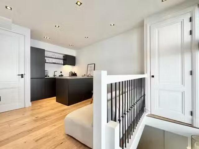 Landhuis te koop in Amsterdam, Spaarndammerbuurt