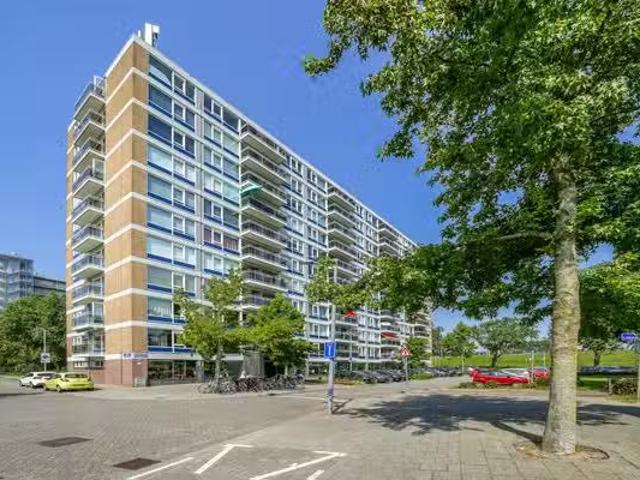 Appartement te koop in IJsselmonde, Rotterdam