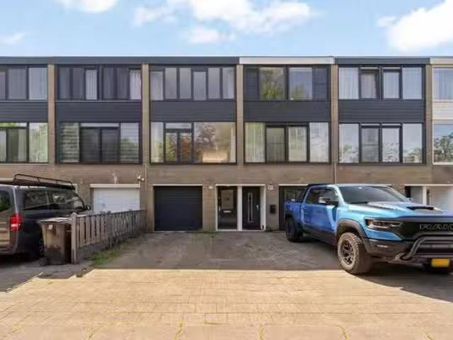 Appartement te koop in Ommoord, Rotterdam