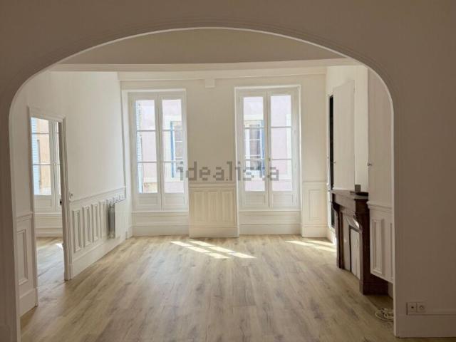 Appartement location à Quartier de la Madeleine, Tournus