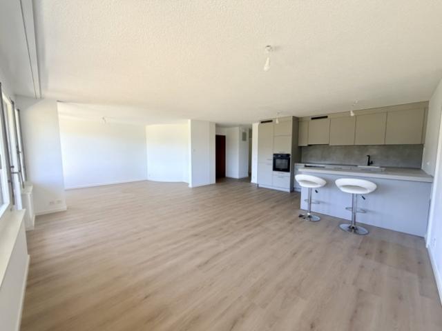 Wohnung kaufen in Tolochenaz, Waadt