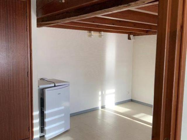 Studio location à Saint-Michel, Charente
