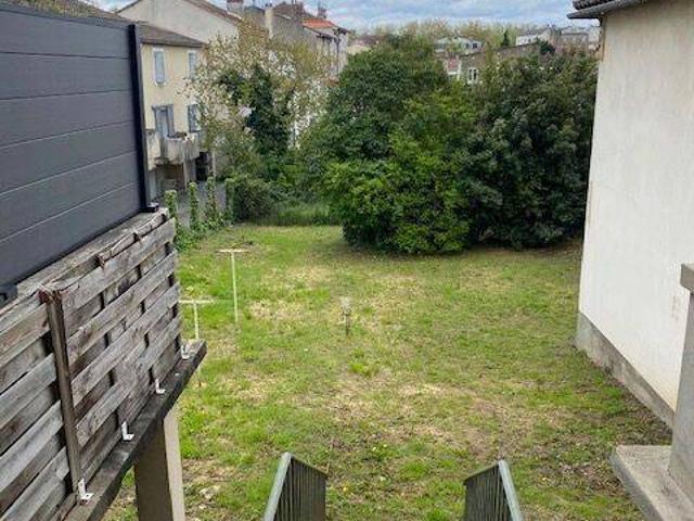 Appartement location à Le Pioch d'Aussac, Burlats