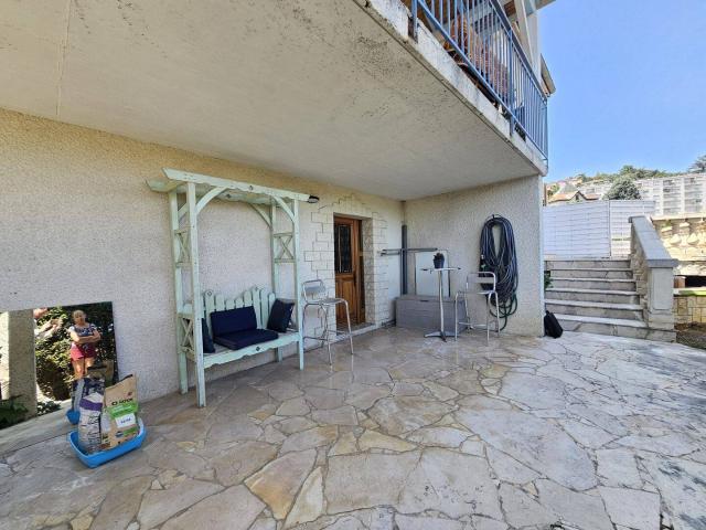 Appartement location à Saint-Priest-en-Jarez, Loire