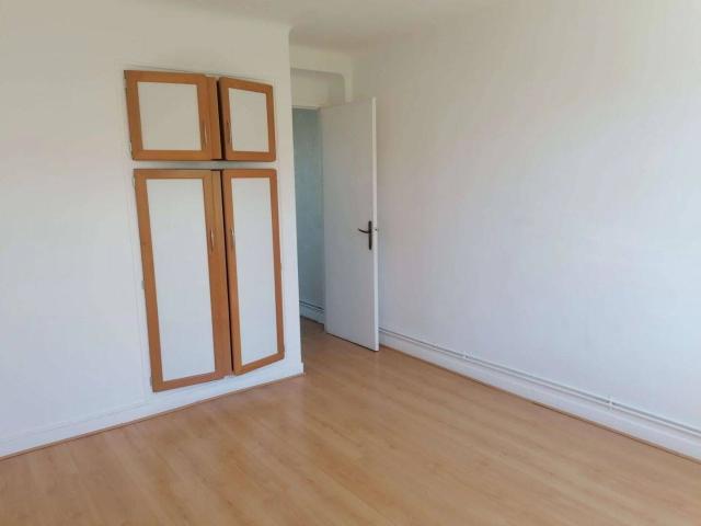 Appartement location à Écusson, Nîmes