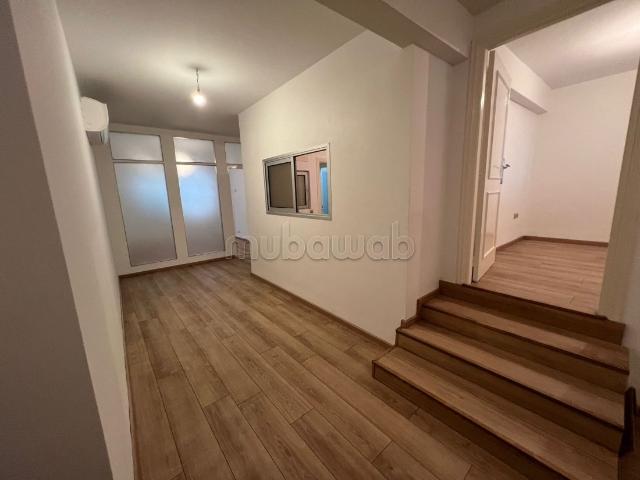 Bureau vente à Anfa, Gharb-Chrarda-Beni Hssen